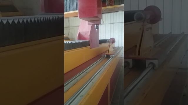 Станок с ЧПУ модель 17-6  в действии 3.