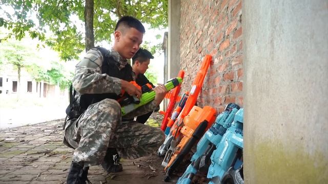 Battle Nerf War: Two Brothers Nerf Guns Robber group ASSASSIN BATTLE