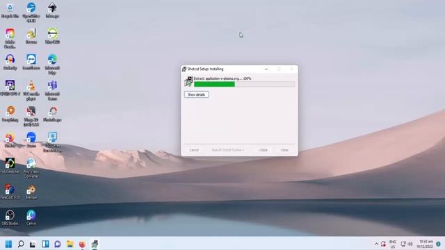 How to Download and Install Shotcut.