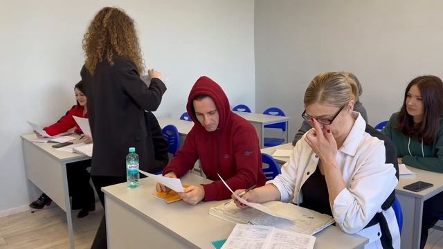 А что будет, если преподаватели поменяются местами со студентами?