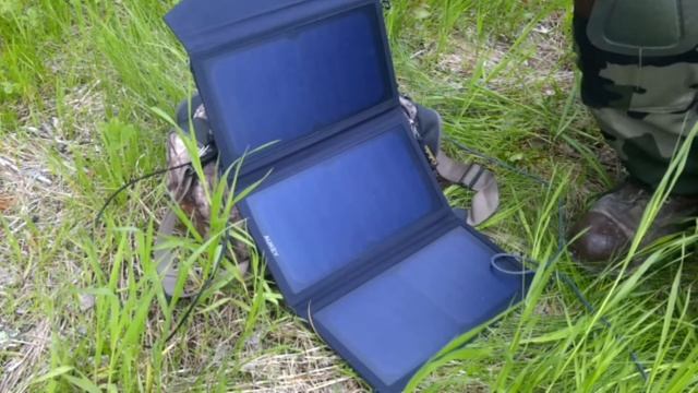 AUKEY SOLAR CHARGER