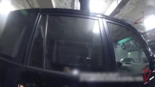‼️В Москве задержали 43-летнего мужчину, прыгавшего по чужому автомобилю на парковке‼️