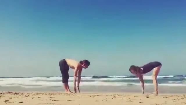 Dwayne & Kate Doing Yoga Now Timelapse