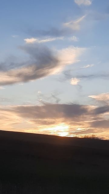 Красота апрельского заката