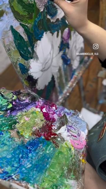 Живопись в Bambino Club. Студия Bambino ART. Рисуют взрослые и дети. Мастер класс по рисованию