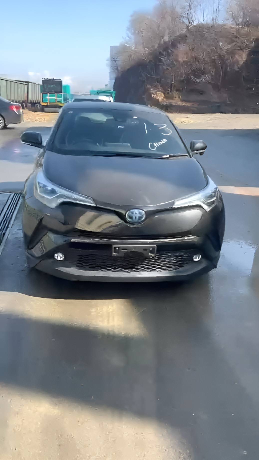Toyota CHR гибрид с правым рулём из Японии