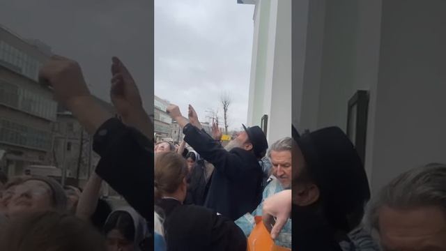 По традиции выпускаем птиц на Благовещение