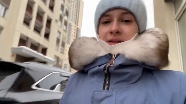 VLOG: 27 марта , воскресенье 🌹 Прогулка с девочками 🐶 Иду в тц 🤭 Уборка на полке моей собаки 🐕💙