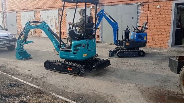 R322l 2 тонны  копия Kubota U17