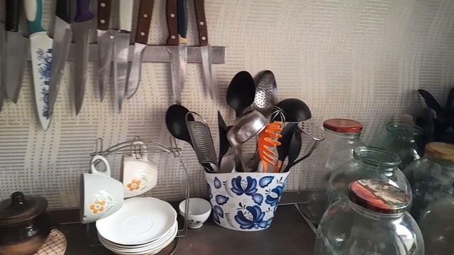 Окна готовы, можно пользоваться! Ждём потолки.