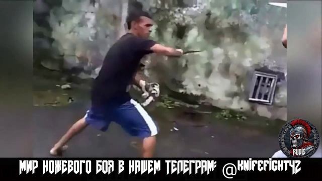 Техника ножевого боя: противостояние прямого и обратного хвата