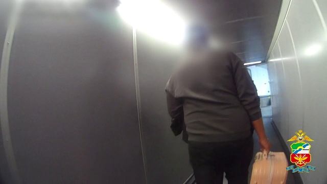 В Красноярске иностранец привлечен к административной ответственности за курение на борту самолета