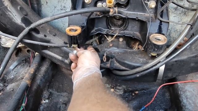 Cleaning bilge area for mercruiser 5.7 install and tilt n trim pump repair @Vassmotorsports