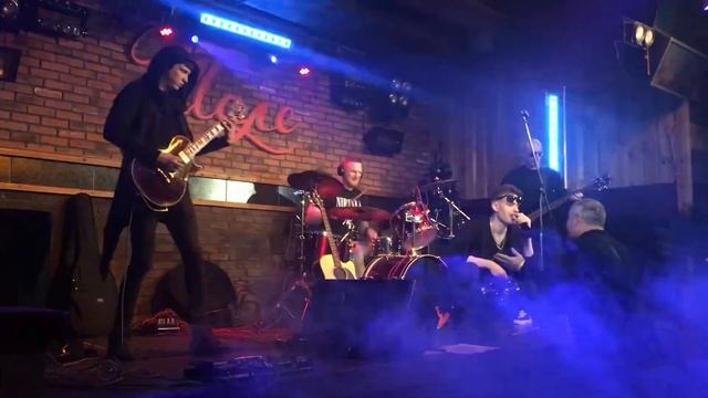 Кавер группа READY GO! Live видео (гриль-бар Шале)