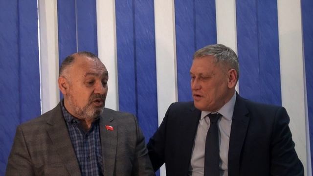 Сколько не плати, умнее и порядочным не станет, как и не перестанет воровать.