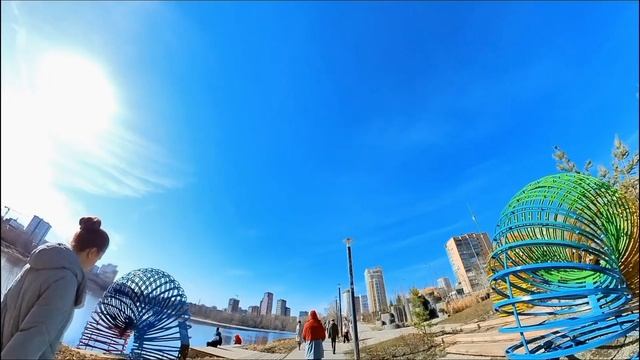 10 тысяч шагов в день! Прогулка по Екатеринбургу. Съёмка на новую камеру Insta360.