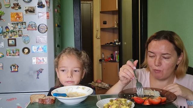 Обед с Лизой.