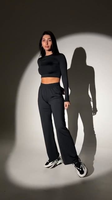 Черный костюм свободный блузка штаны  #dress #black #fashion #платье #мода #лук