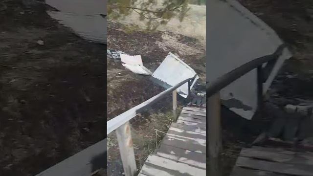 А еще в Погребах сожгли купель, сообщают в личке