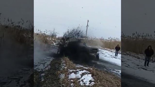 Всетаки посадили. Patrol 1uz/unimog 404/40"