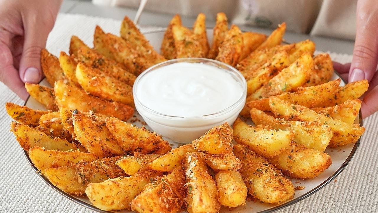 Вкуснейшая Картошка в Духовке - делюсь секретом приготовления. Румяная и ароматная! Простой Рецепт