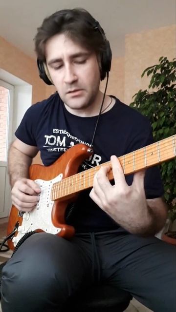 Юрий Шатунов -  "Седая ночь" (припев).