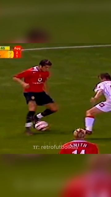 Manchester United England retro Ronaldo Keane Scholes Giggs van Nistelrooy Forlán