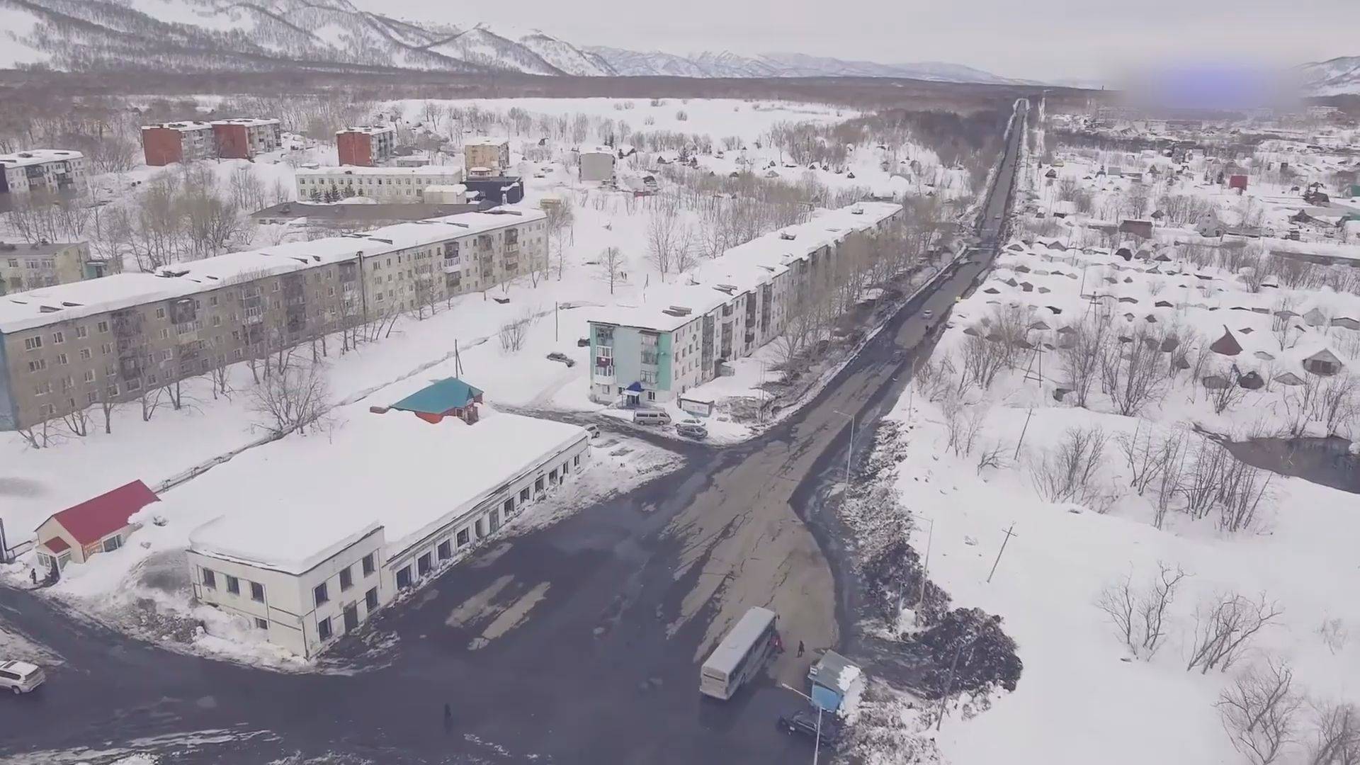 СНОСИМ СТАРОЕ, СТРОИМ НОВОЕ?