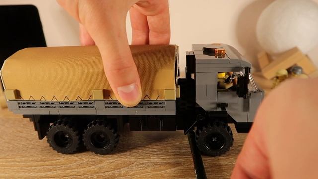6x6 Utility Truck - military LEGO Armorbrick kit (REVIEW)