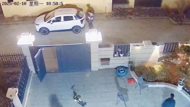 105 невероятных моментов снятых на камеры наблюдения.

#Развлекательно
