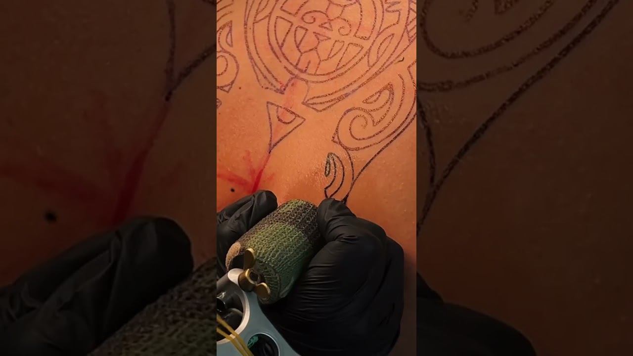 Небольшая Полинезийская Черепаха для парня из Крыма #polynesiantattoo #полинезия