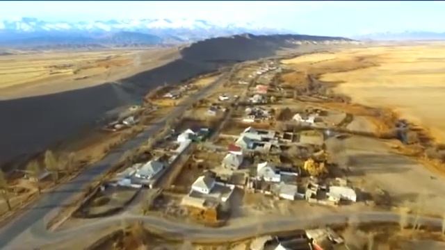 Кыргызтан Нарын  Кочкор  село  Чекилдек