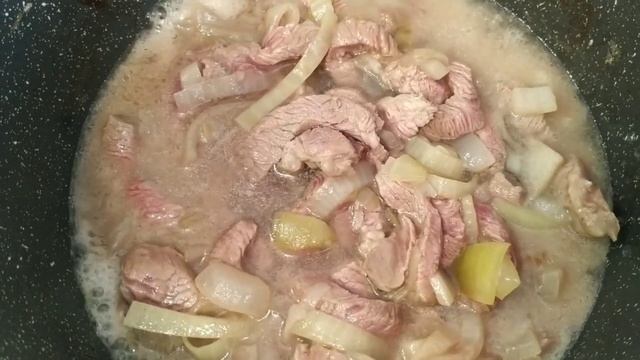 Гуляш из говядины. Легкий рецепт💯