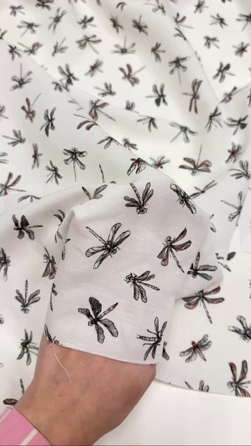 Лён со стрекозами
