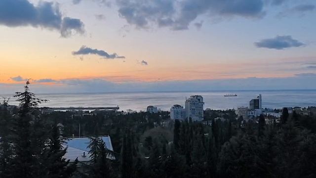 Весенняя Ялта. Видео Л.П. Юрчишко