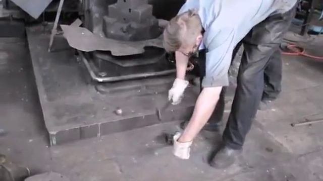 Изготовление приварных колпачков подвижных связей