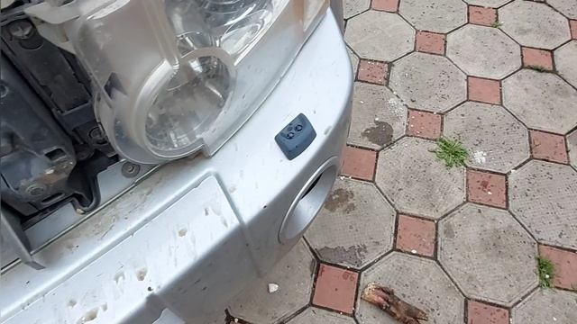 Ленд Ровер чиним бачек омывателя