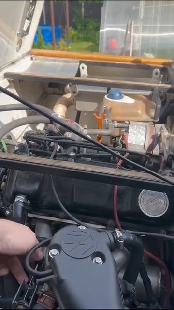 Казанка 5 , мотор VW b3 passat 2.0 , чугунный блок.