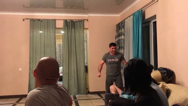 Точно изверг!