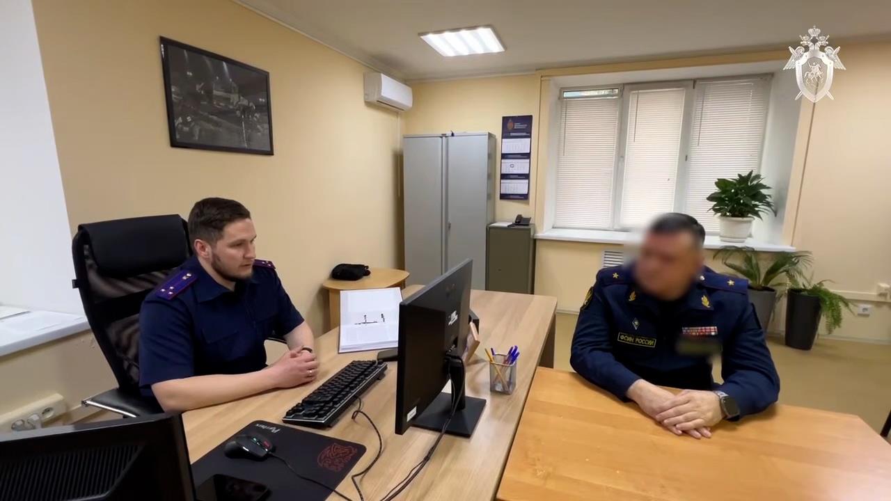 Суд арестовал обвиняемого в превышении полномочий начальника УФСИН Башкирии