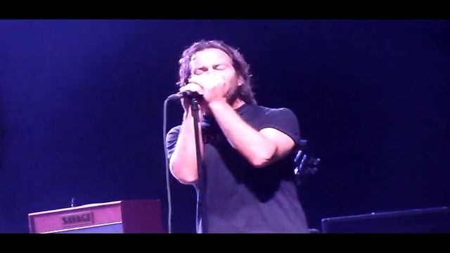 PEARL JAM NOTHING MAN @ O2 DUBLIN 22 JUNE  2010.HQ