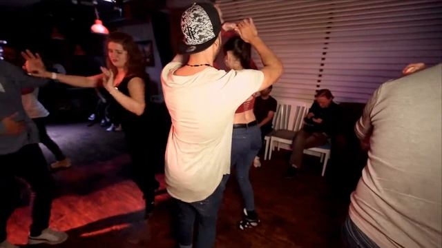 Salsa Social Dancing | Aloi & Katerina | Latin Spice Weekly Festival Vibes
