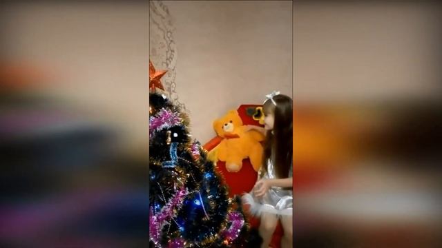 Бойчук Аліна - ПІсня «Ходить по землі Святий Миколай» («Різдвяні вертепи» - 2021)