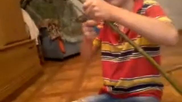 Стрёмное видео п ро  лук