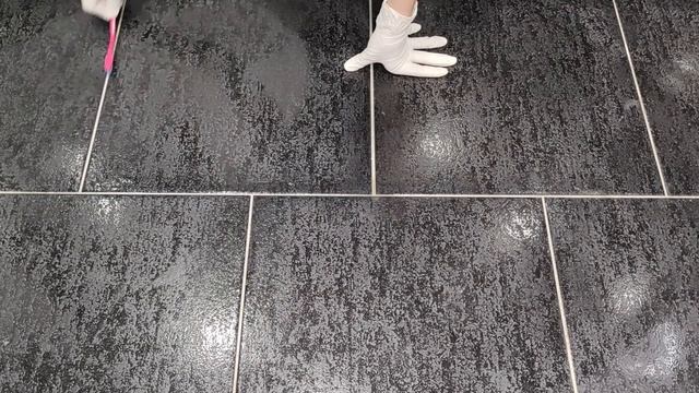 МГНОВЕННОЕ ОТБЕЛИВАНИЕ швов пола. Нужно всего 1 СРЕДСТВО, чтобы ПОЧИСТИТЬ ШВЫ ме