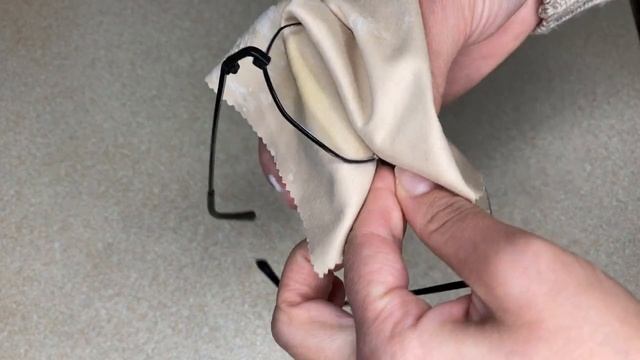 Протрите очки пеной для бритья и ПОСМОТРИТЕ, ЧТО ПРОИЗОЙДЕТ