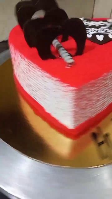 Red velvet cake Heart shape Hubby cake design // #shorts #ytshorts #viral #cake @UsmanCakeshop