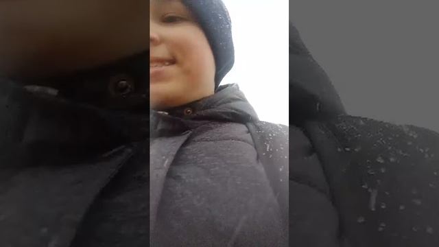 апрельский снег