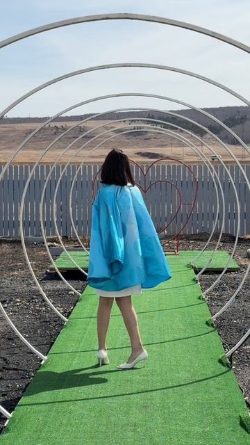 Дизайнер Оксана Алхунсаева
Модель Лариса Политова
Клип Евгения Дондокова