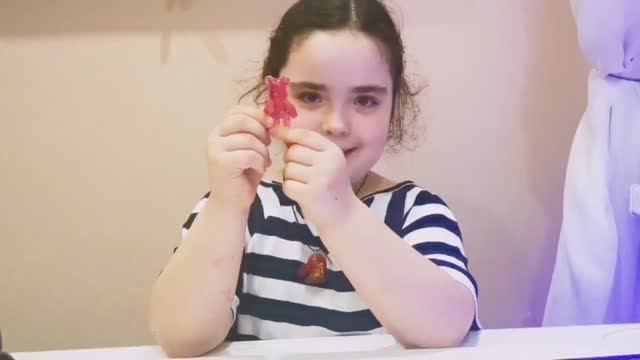 Украшение из эпоксидной смолы